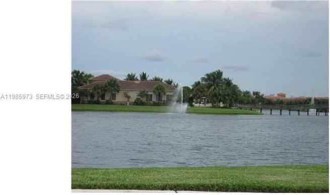 2486 Centergate Dr #102 - Photo 4 of 10