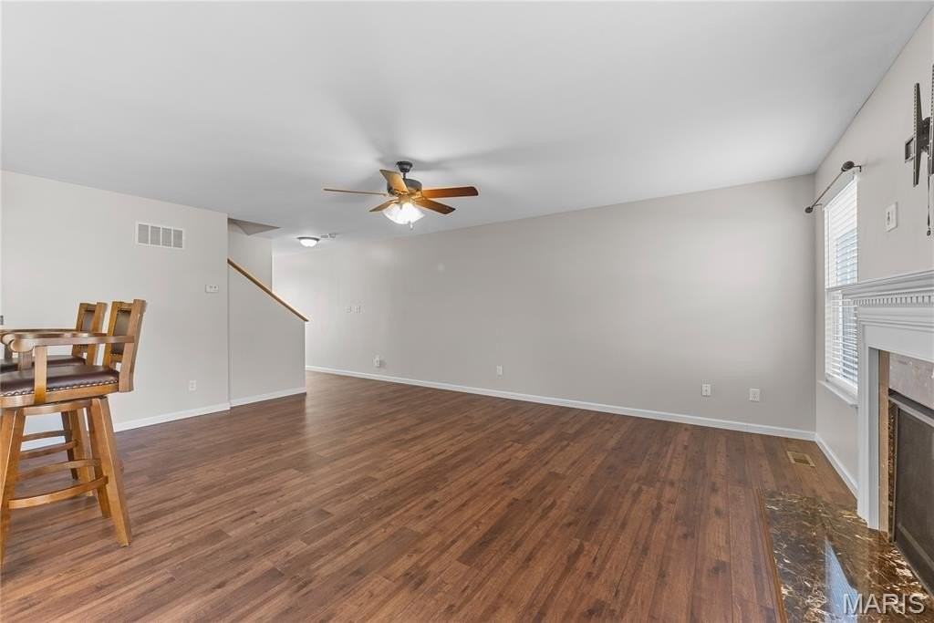 467 Parkgate Dr - Photo 6 of 43