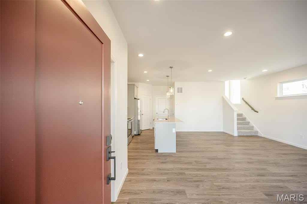 30 Pheasant Ring Dr - Photo 5 of 43