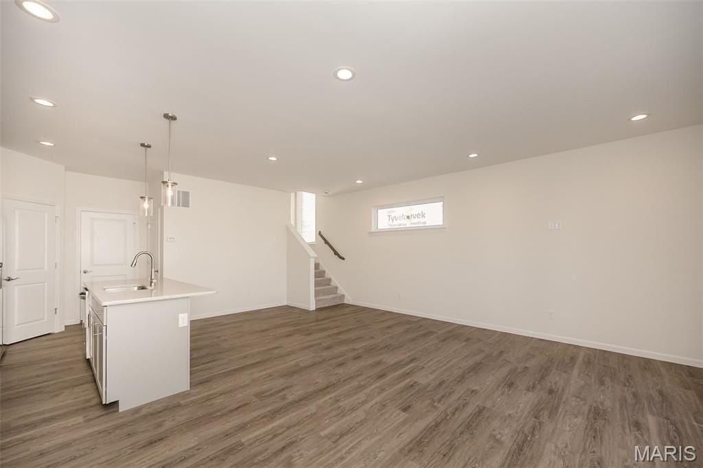 30 Pheasant Ring Dr - Photo 6 of 43