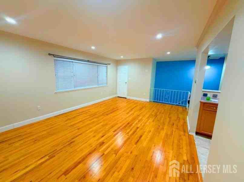 44 Judson St #12B - Photo 2 of 8