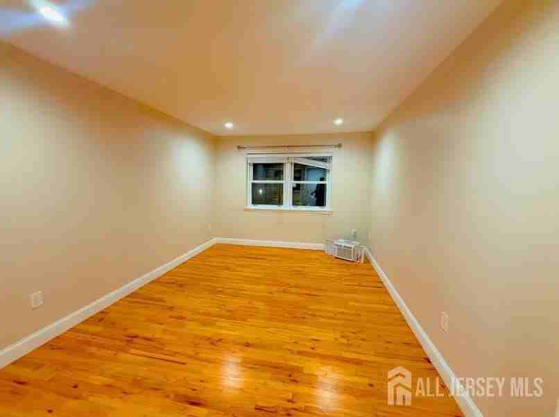 44 Judson St #12B - Photo 6 of 8