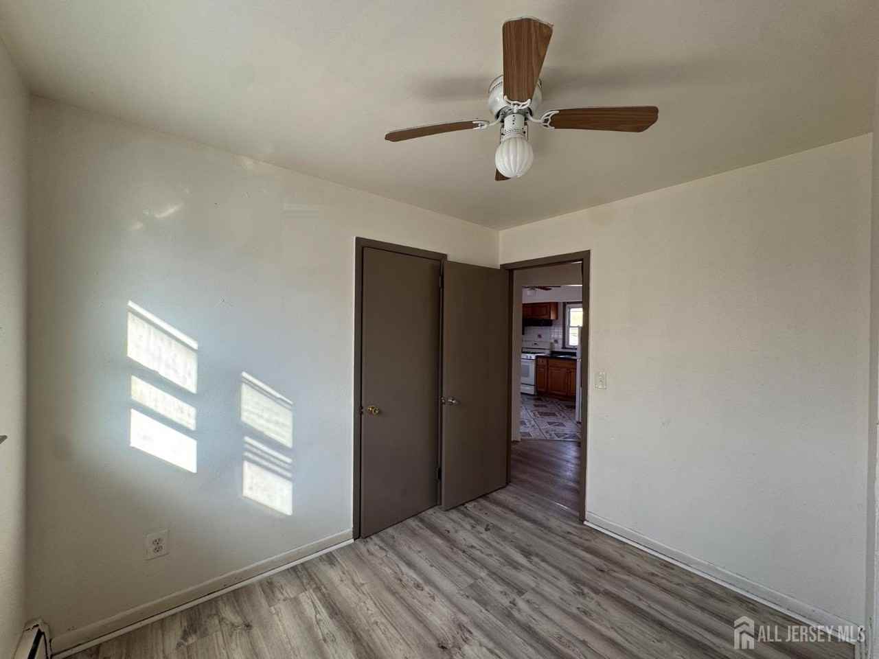 34 Carteret Ave #2 - Photo 3 of 6