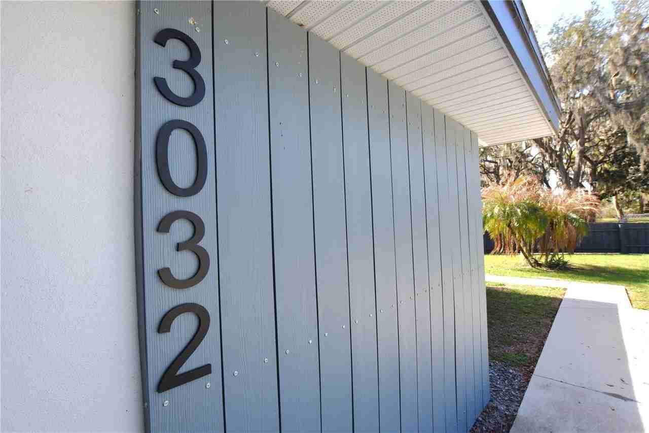 3032 Spirit Lake Dr - Photo 2 of 44