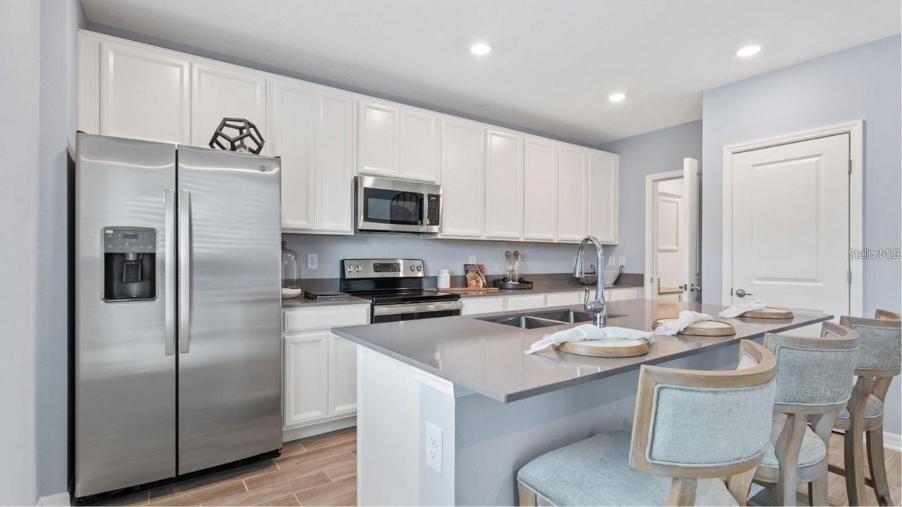 1615 Marksman Rd - Photo 2 of 9