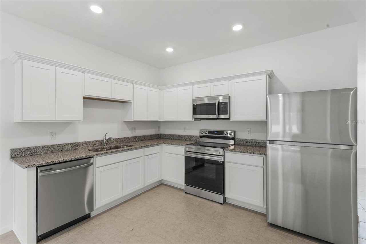 358 Cadberry Pl - Photo 5 of 30