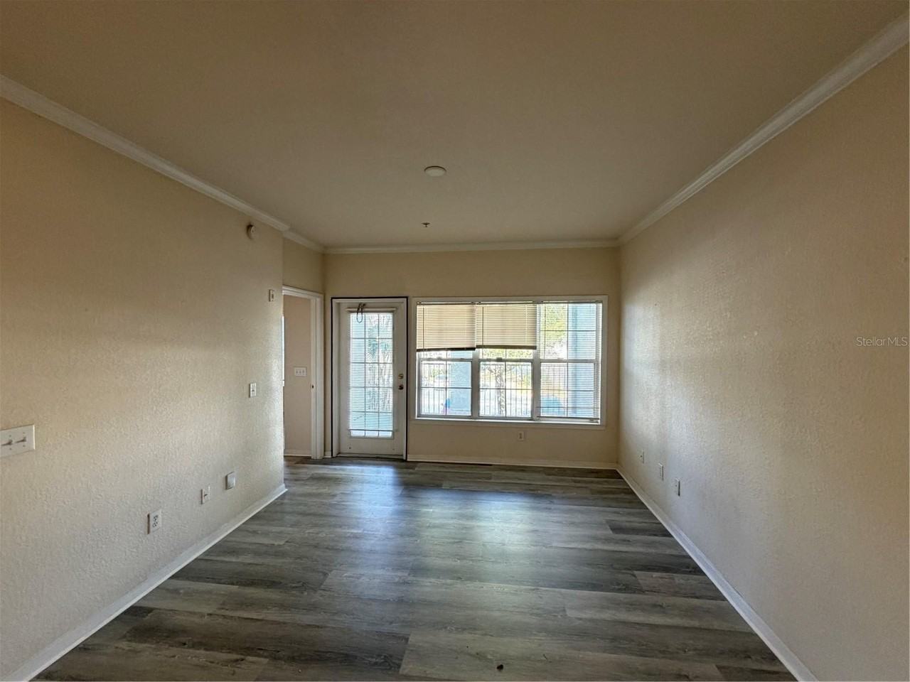 3561 Conroy Rd #225 - Photo 6 of 14