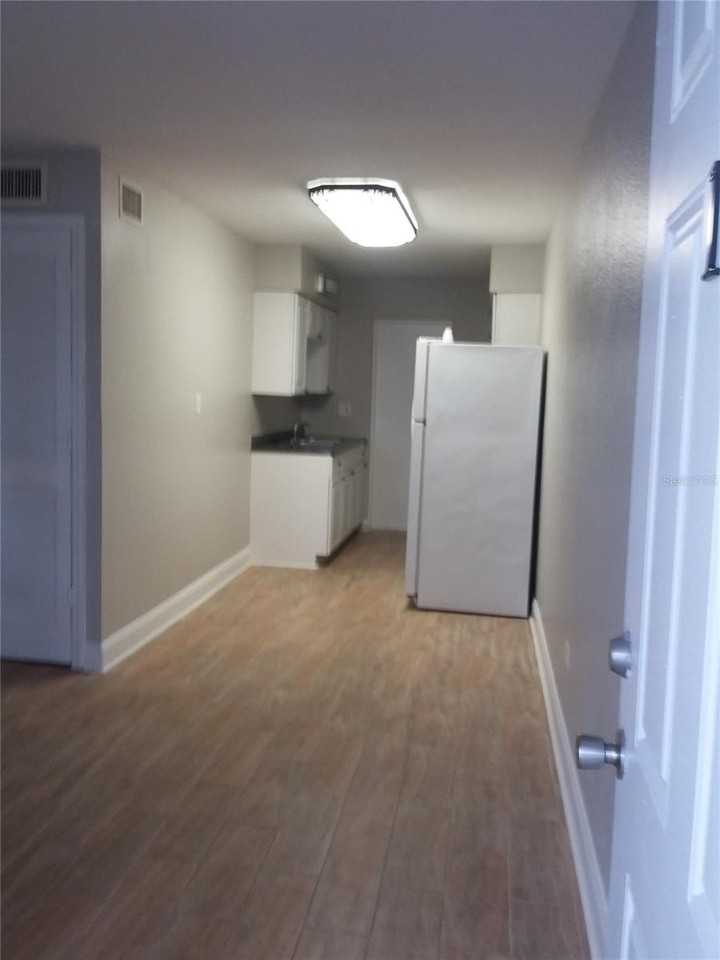 1710 S Washington Ave #01 - Photo 5 of 17