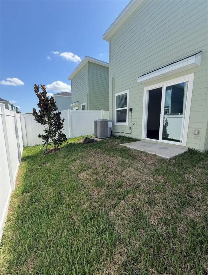 7207 Sw 92nd St - Photo 5 of 7