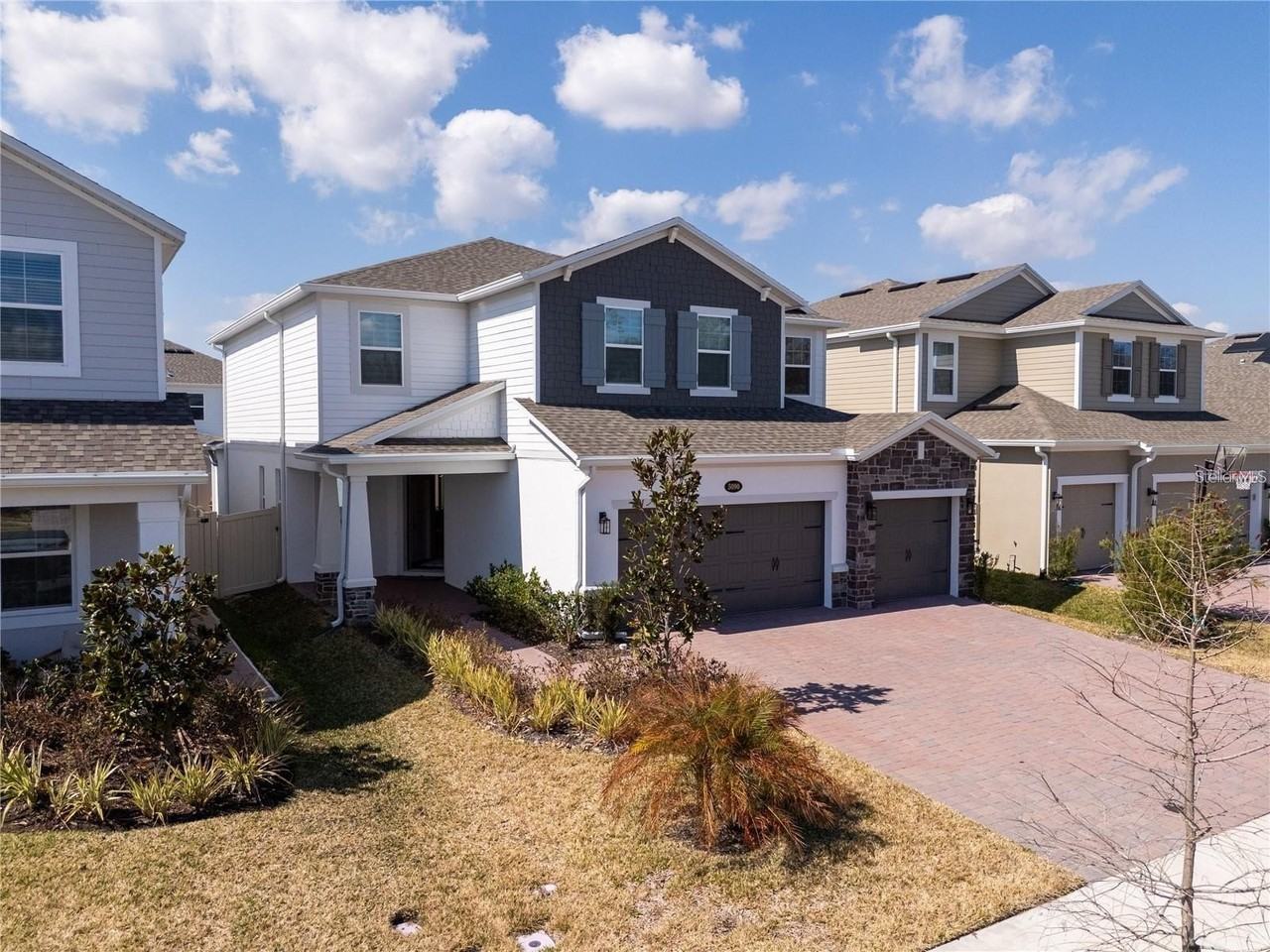 5090 Shady Pines Dr - Photo 3 of 50