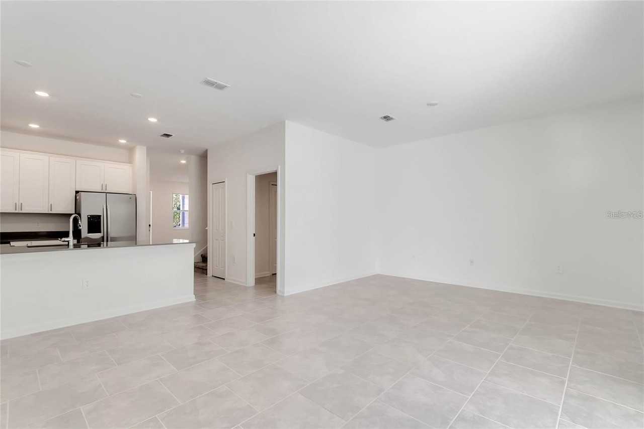 7485 Stone Creek Trl - Photo 5 of 28