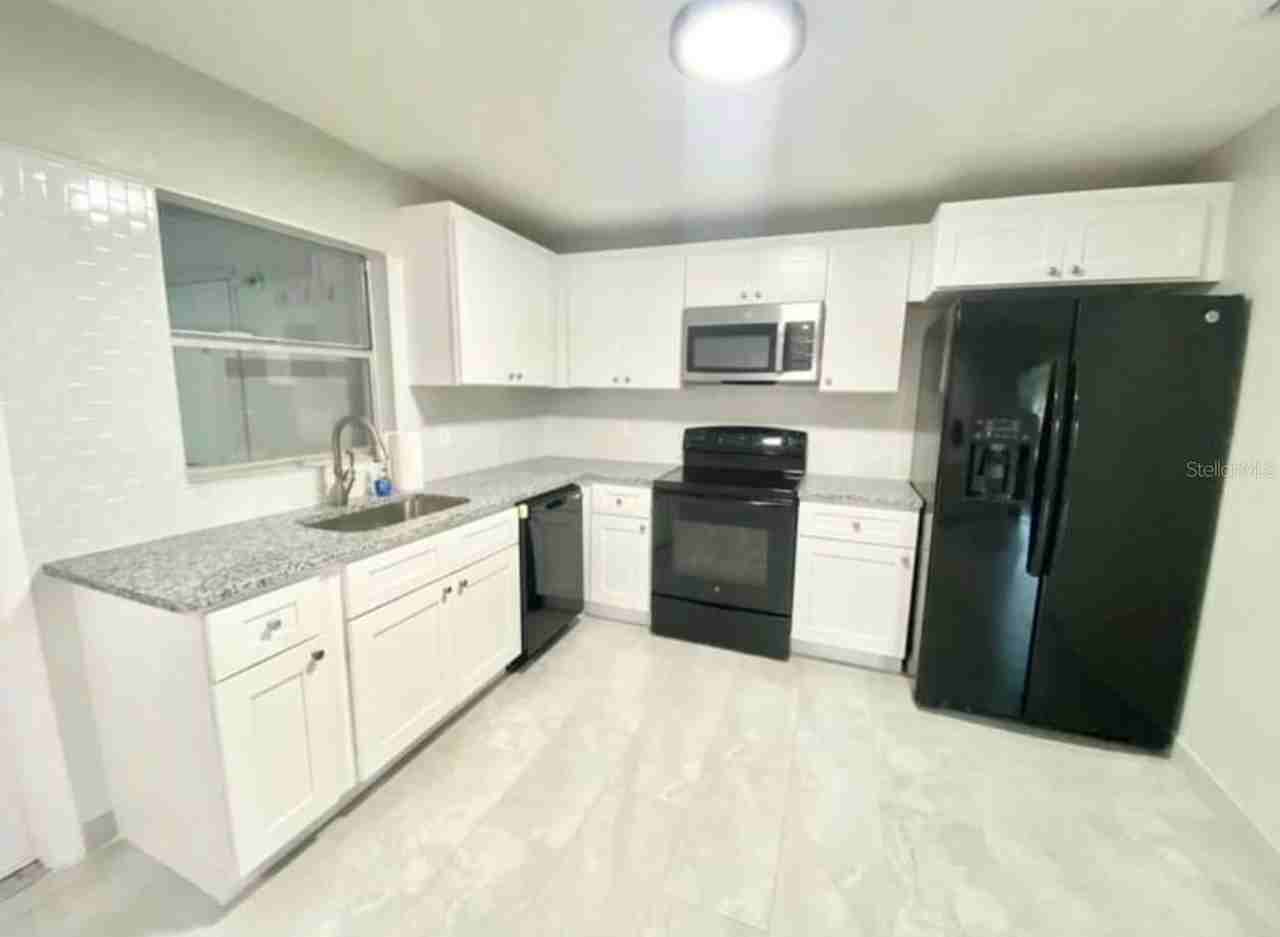 604 Patrick Ave - Photo 2 of 14