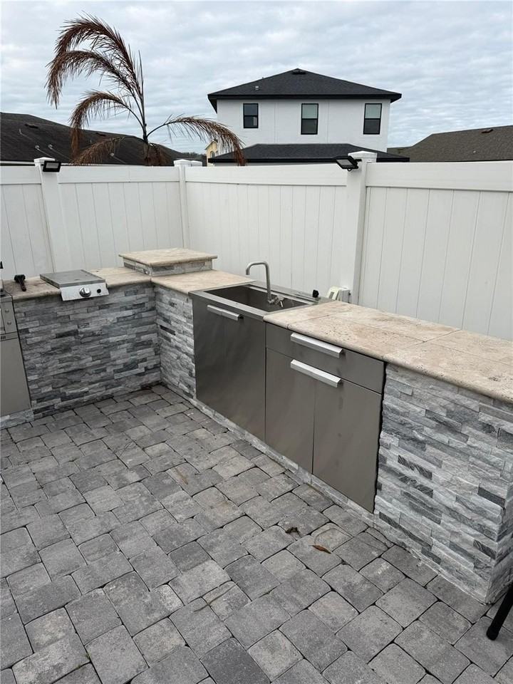 2350 Rapollo Dr - Photo 7 of 24