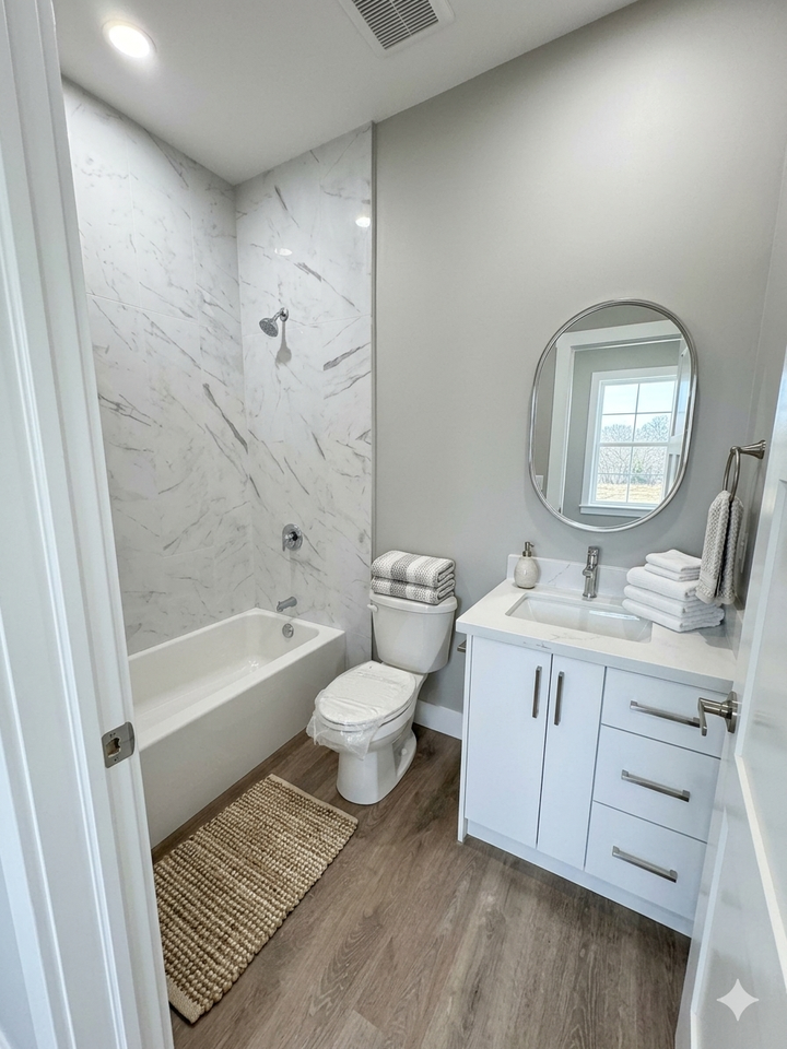 201 Pine Dr Unit C1 - Photo 3 of 4