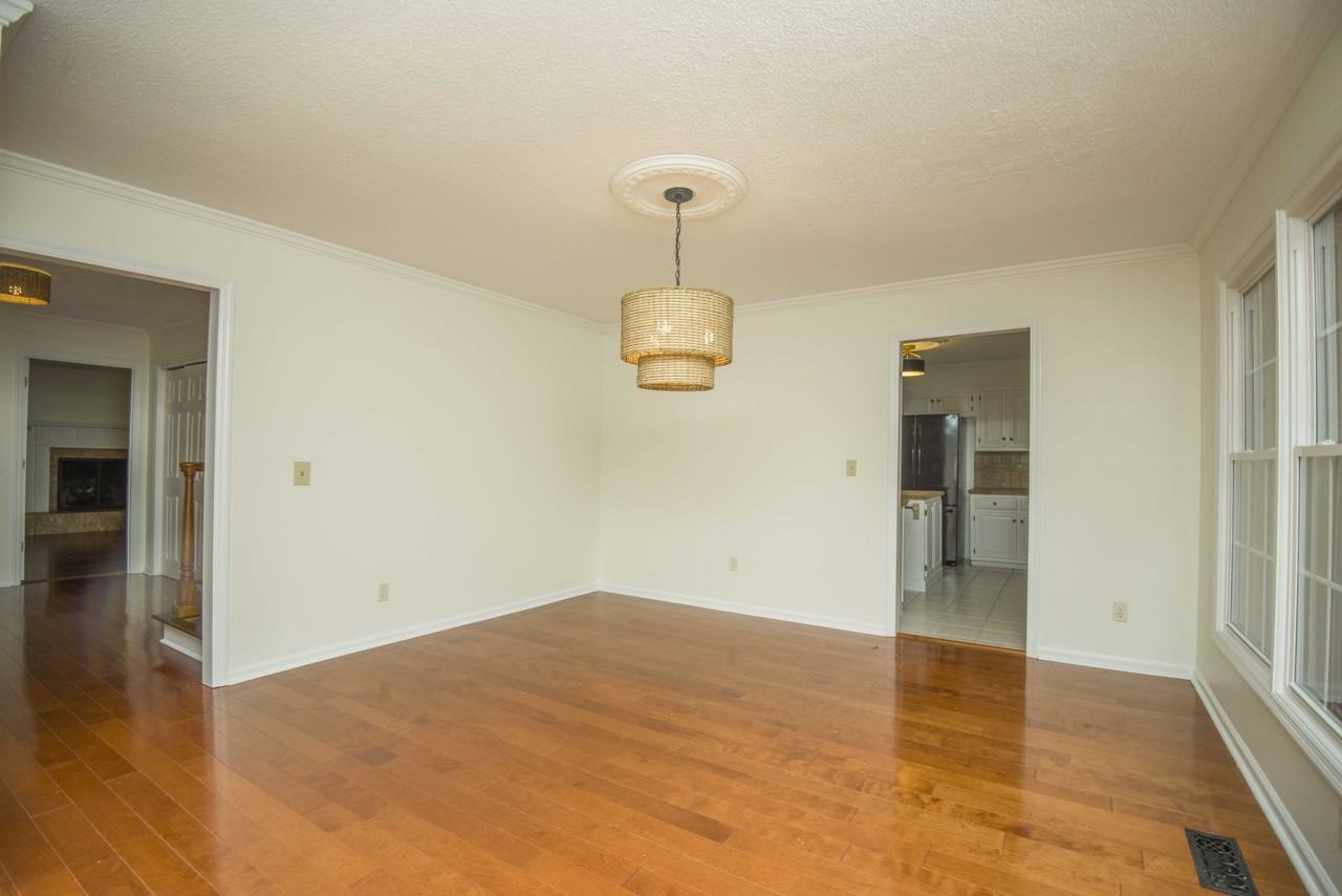 11144 Pleasant Forest Dr #1 - Photo 3 of 10