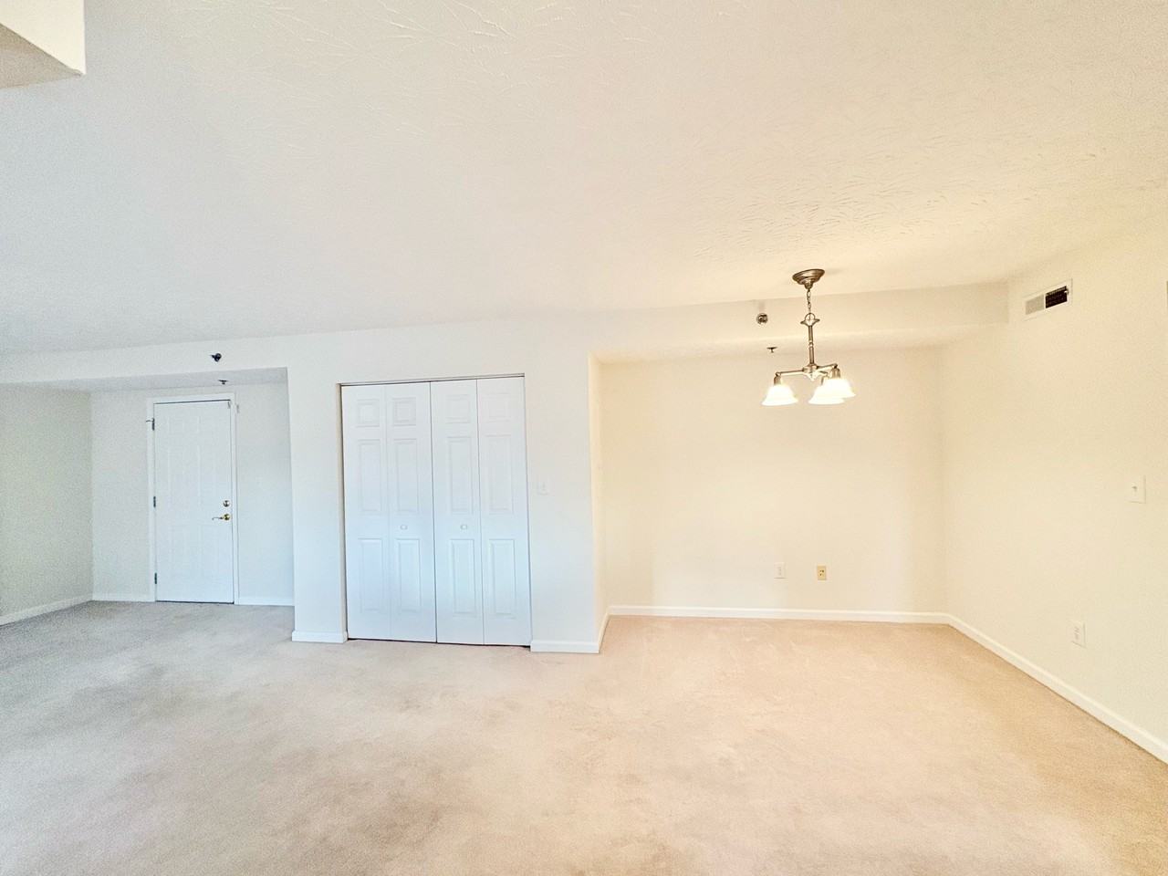 19 Rose Garden Ln #1 - Photo 5 of 17