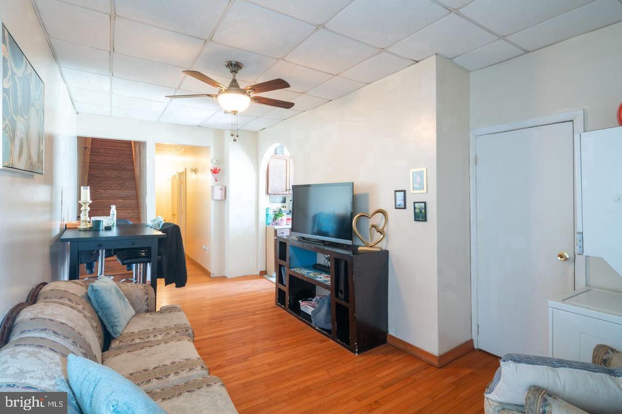 2763 N Reese St #1 - Photo 3 of 14