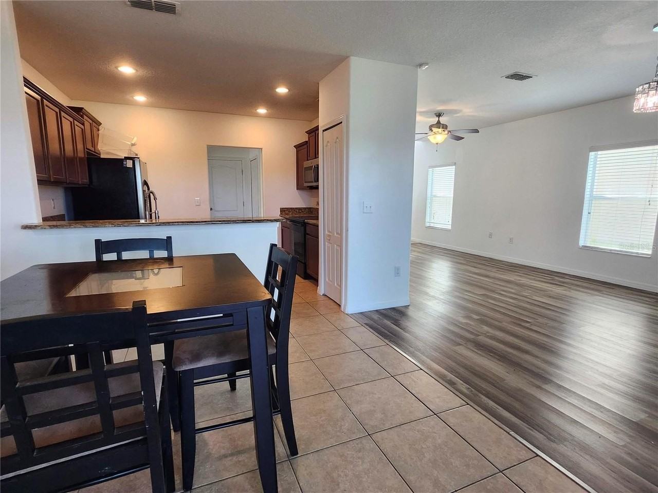 949 Seminole Sky Dr - Photo 7 of 31