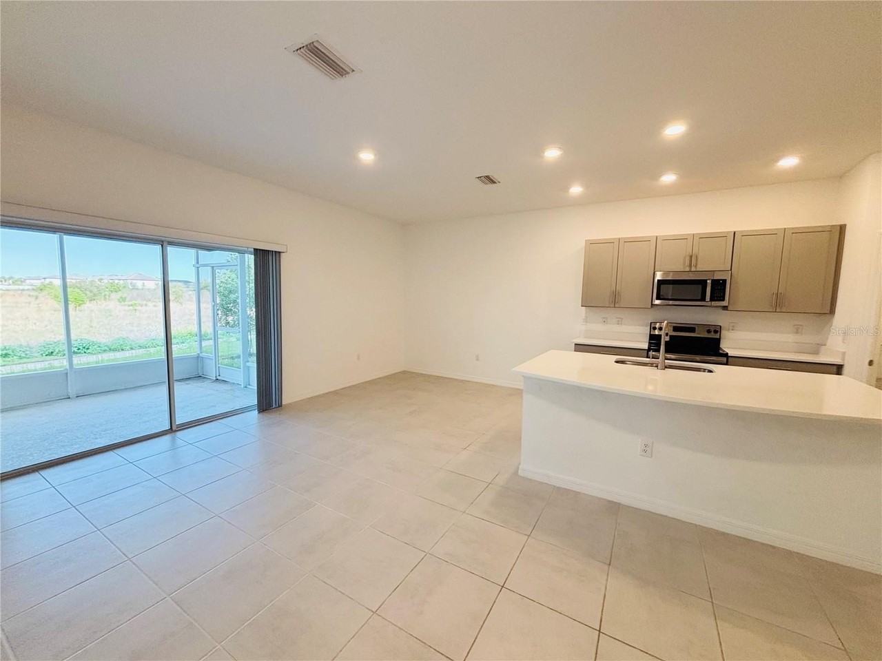 2512 Paravane Way - Photo 6 of 27