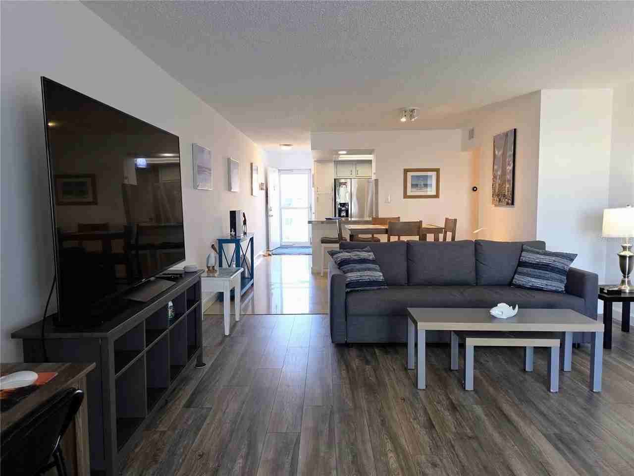 285 107th Ave #505 - Photo 6 of 39