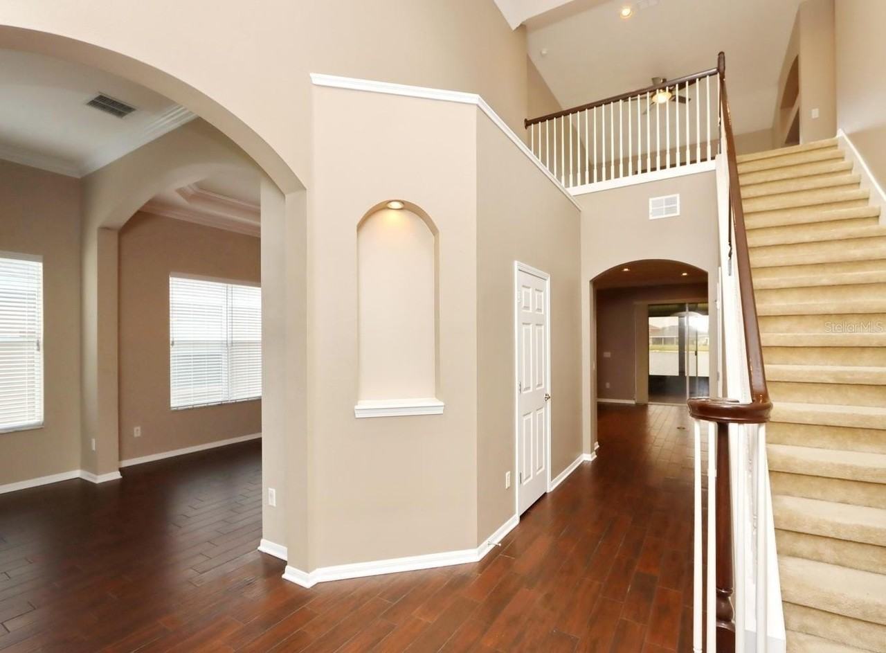 13714 Artesa Bell Dr - Photo 2 of 36