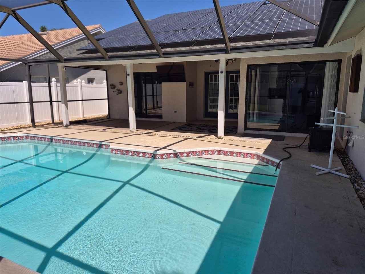 26 Ridgecroft Ln - Photo 3 of 23