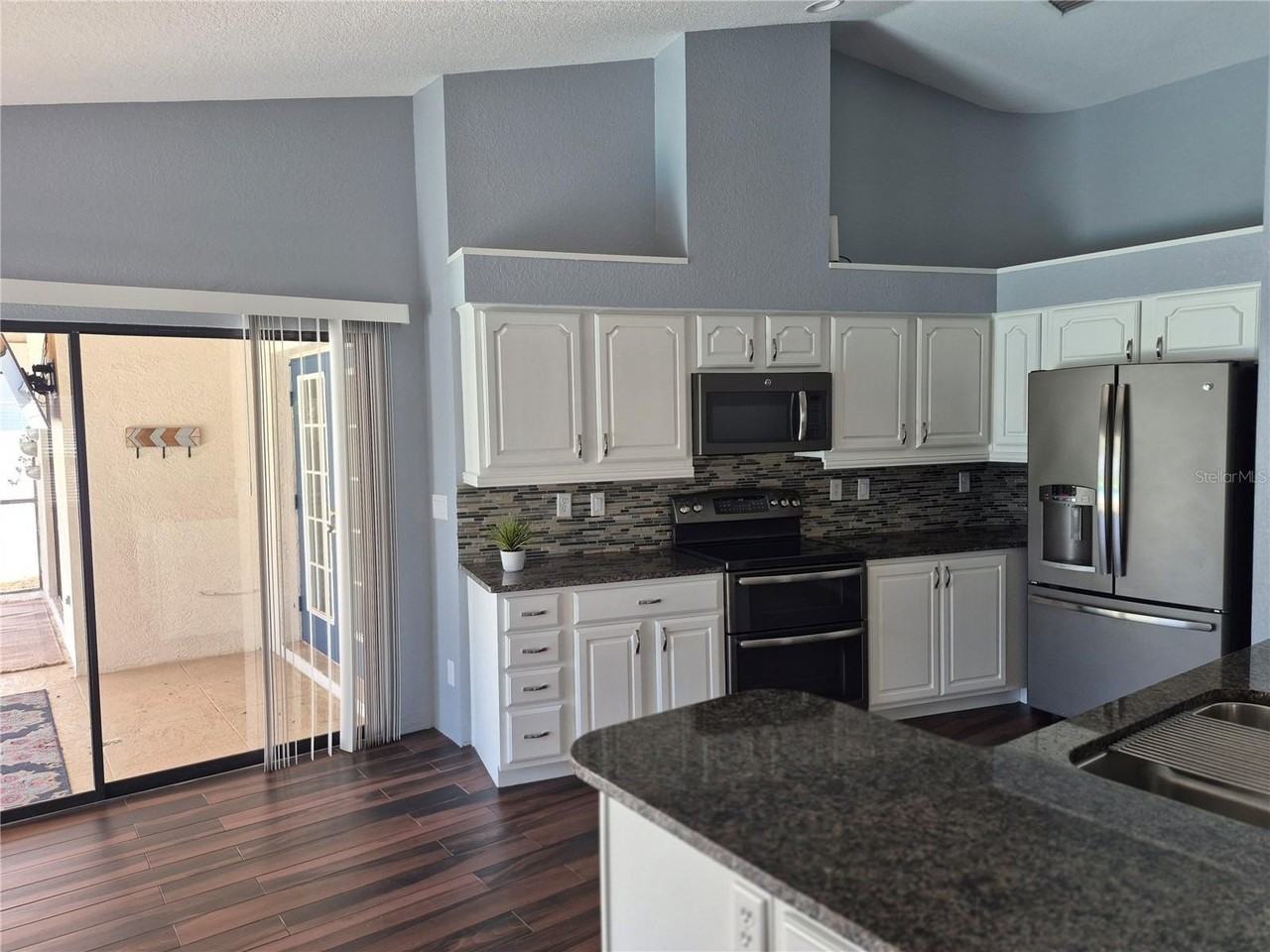 26 Ridgecroft Ln - Photo 7 of 23