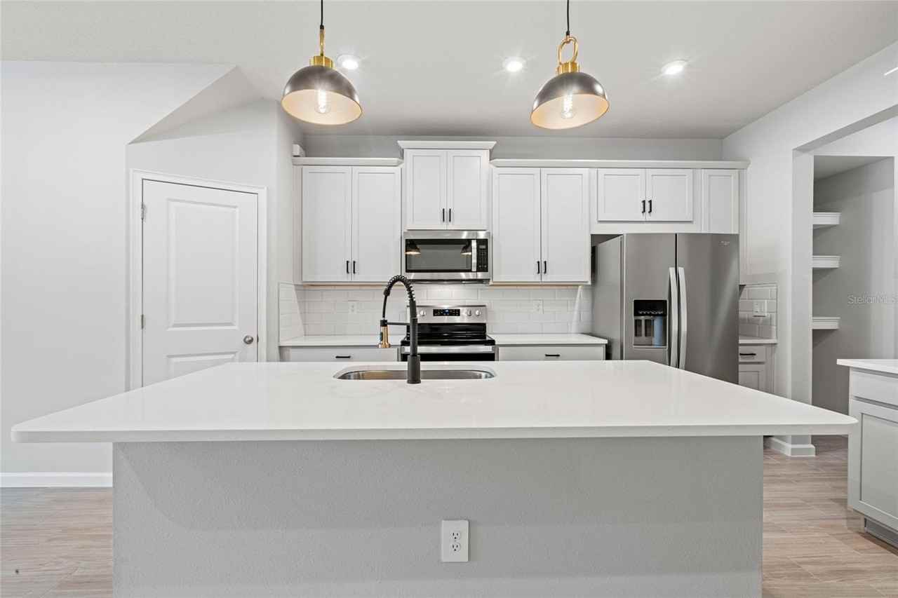 4156 Cloud Hopper Way - Photo 6 of 35