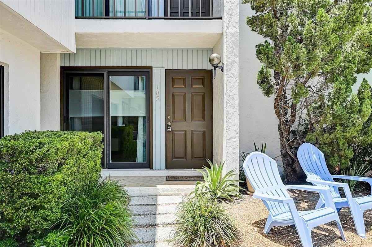 722 S Blvd Of The Presidents #105 - Photo 4 of 24