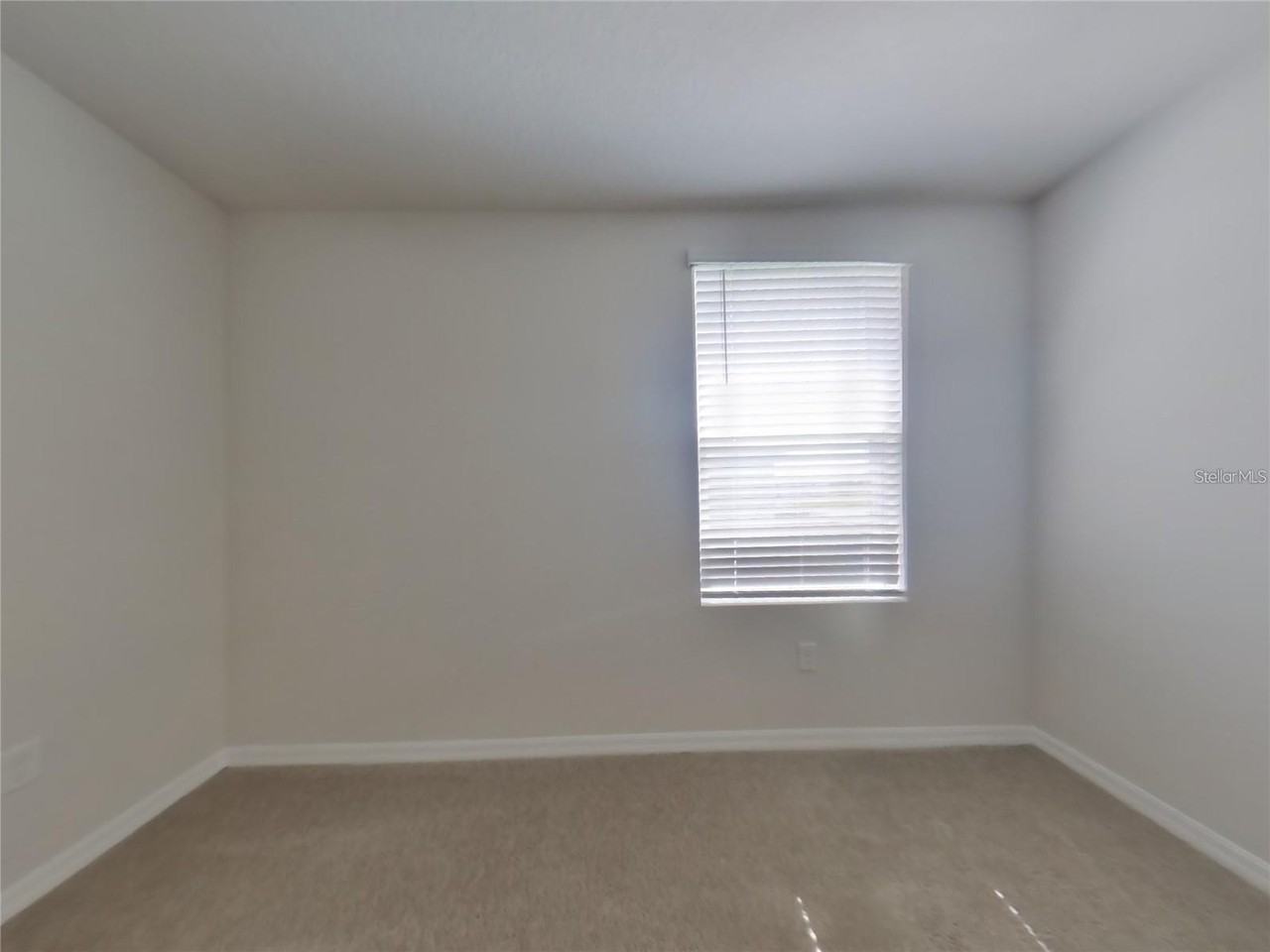 10749 Hidden Banks Gln - Photo 7 of 18