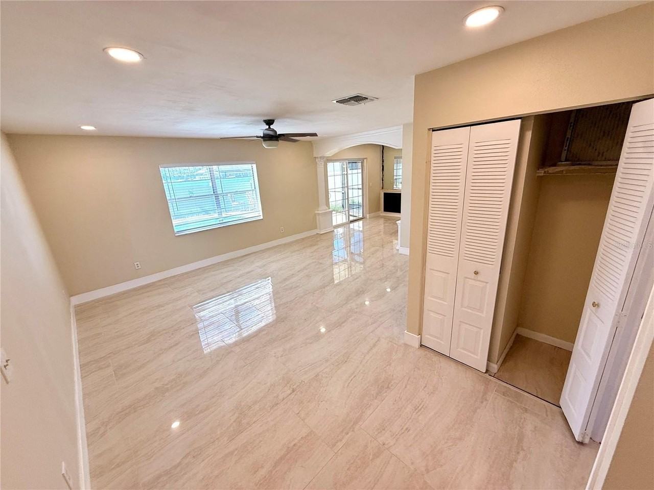 9026 Dixiana Villa Cir - Photo 6 of 45