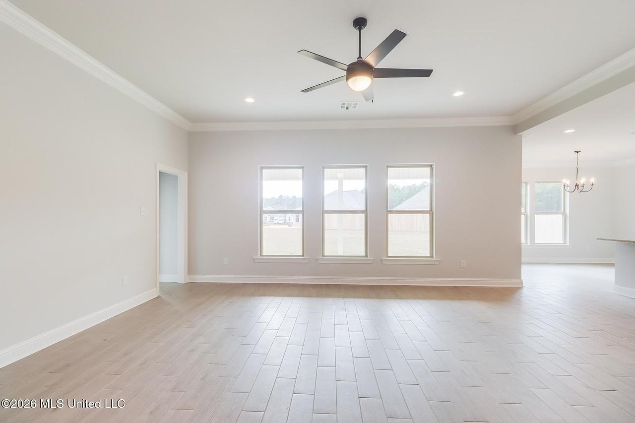 15234 High Point Dr - Photo 5 of 26