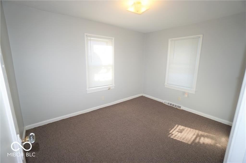 1306 N Chester Ave - Photo 5 of 8