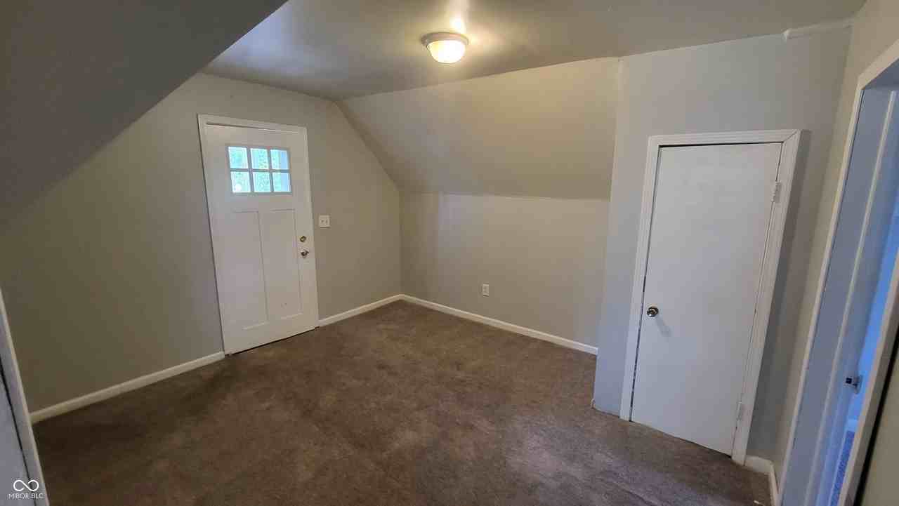 1807 Raible Ave Unit A - Photo 3 of 13