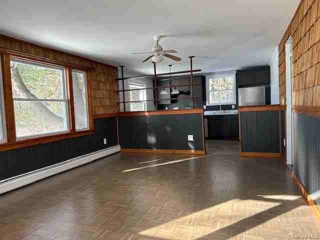 54 Jessup Rd - Photo 4 of 18