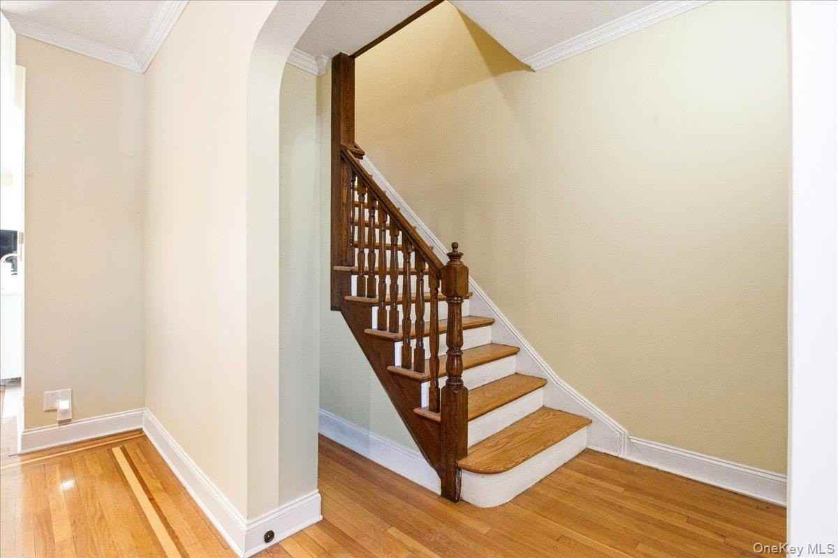 6768 Groton St - Photo 3 of 32