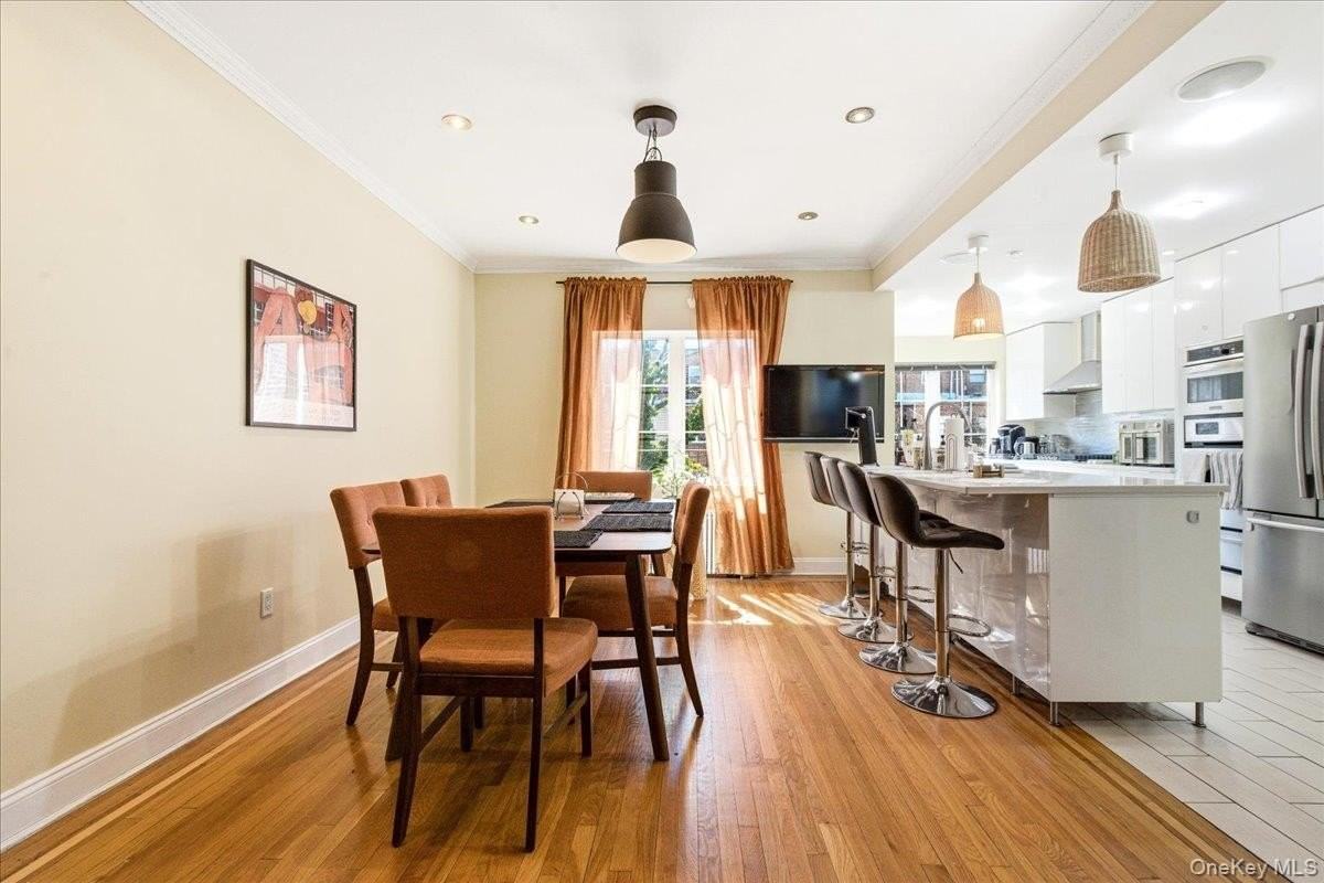 6768 Groton St - Photo 6 of 32