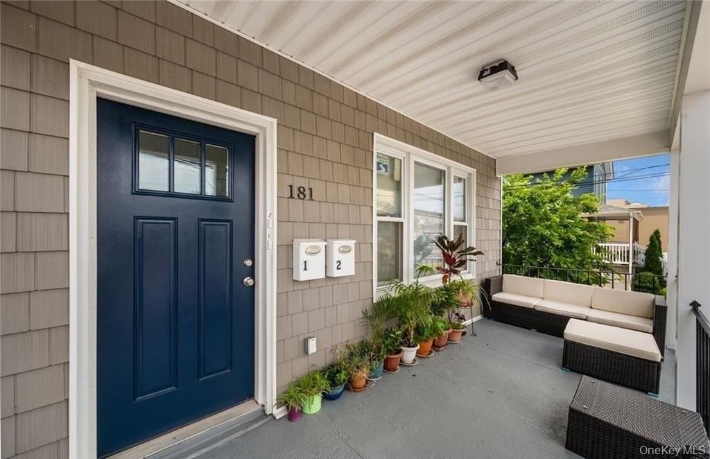 181 Beach 90th St Unit 2 - Photo 2 of 18