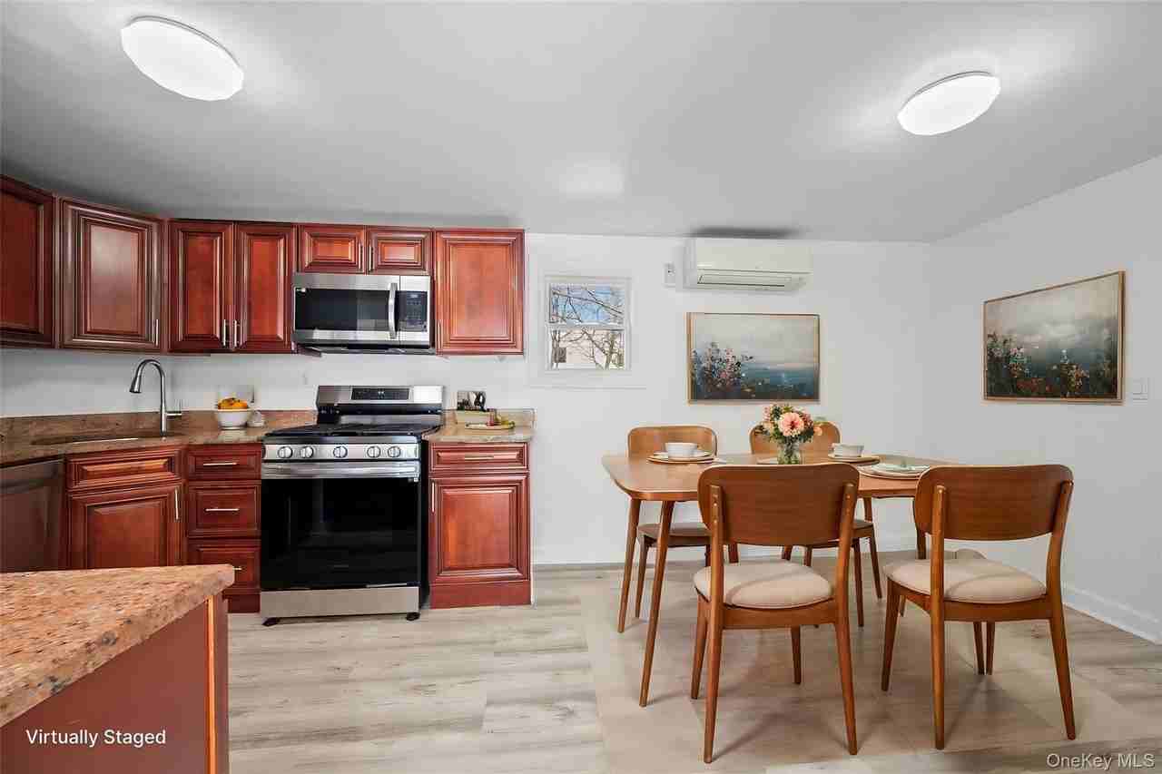 50 Rogers St - Photo 6 of 18