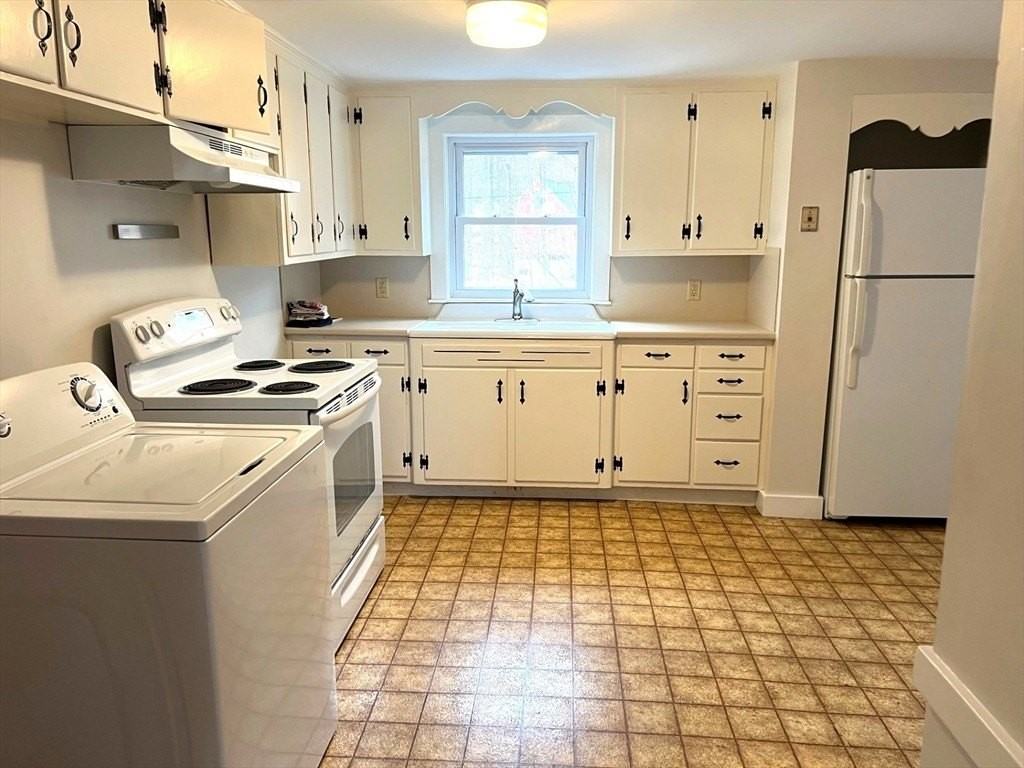 50 Spruce St Unit 50 - Photo 6 of 21