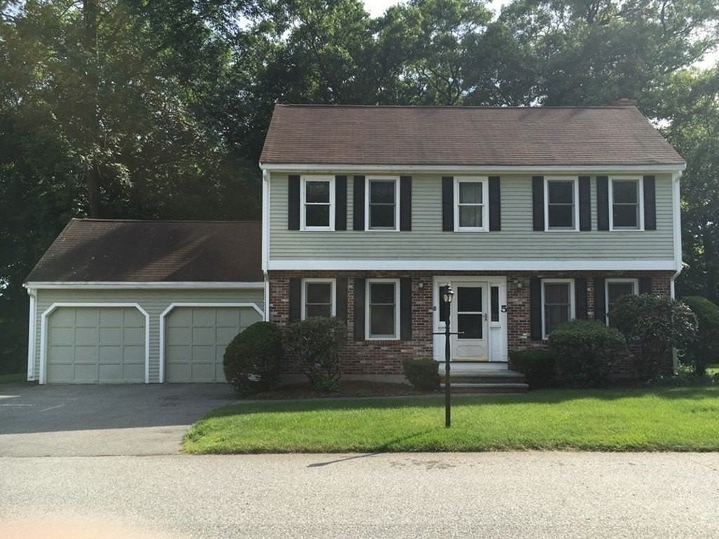 5 Lynne Ave Unit 5 - Photo 2 of 18