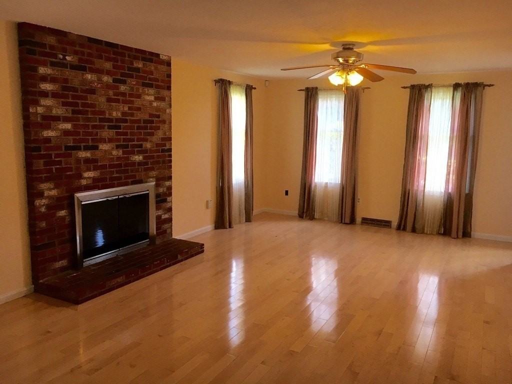 5 Lynne Ave Unit 5 - Photo 7 of 18