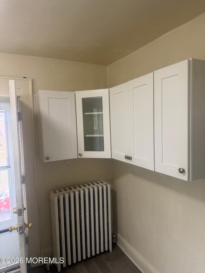 101 Anelve Ave Unit 2 - Photo 3 of 5