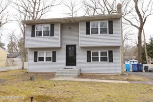 21 Aster St - Photo 1 of 1