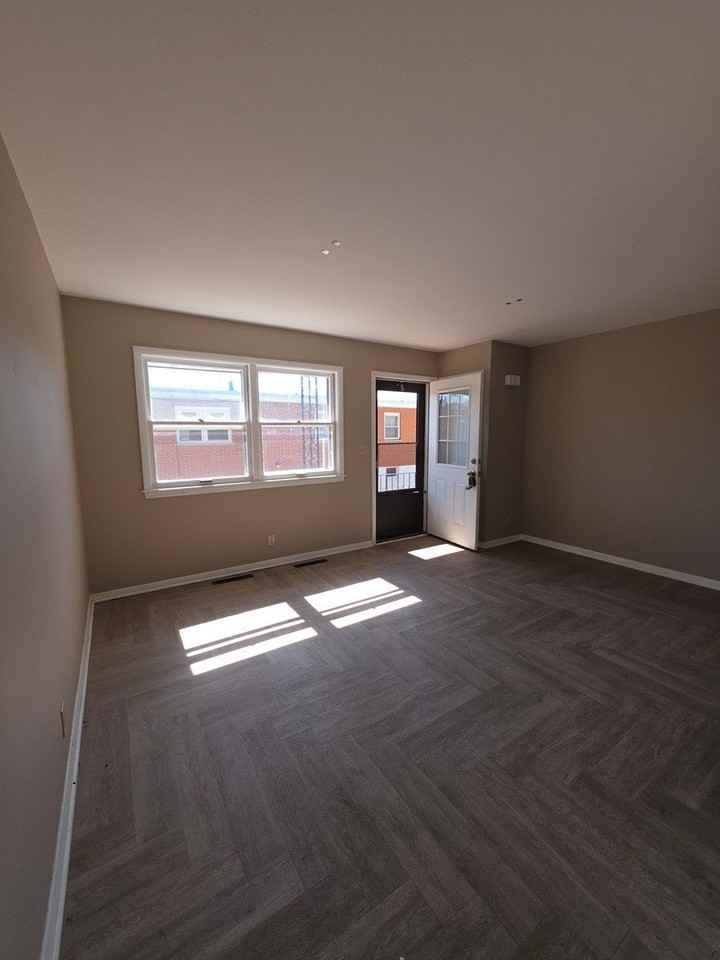 65 N Aldine St #2 - Photo 2 of 5