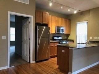 343 E 25th Pl Unit 18b - Photo 3 of 12