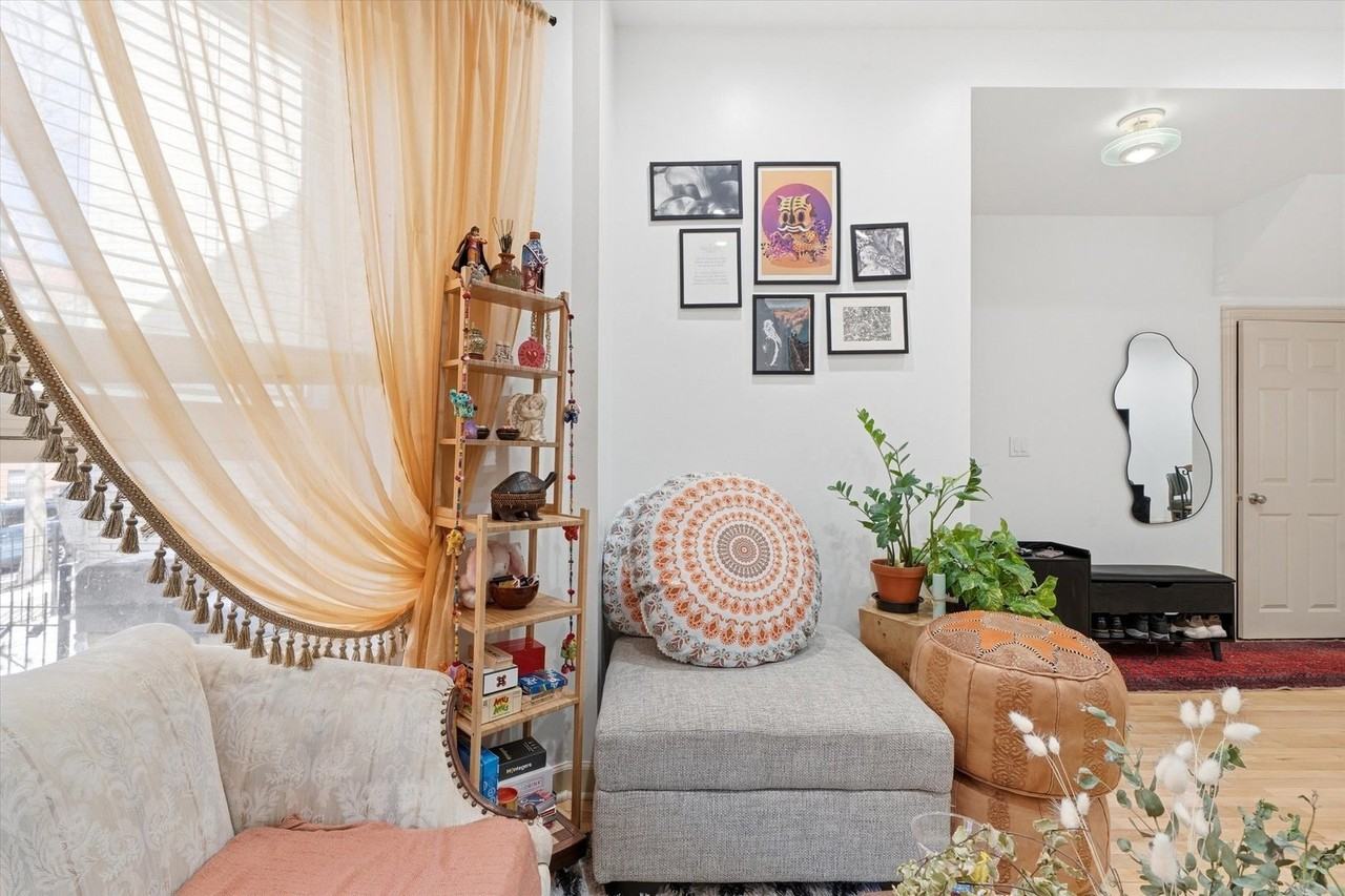 5739 N Winthrop Ave Apt 1 - Photo 7 of 50