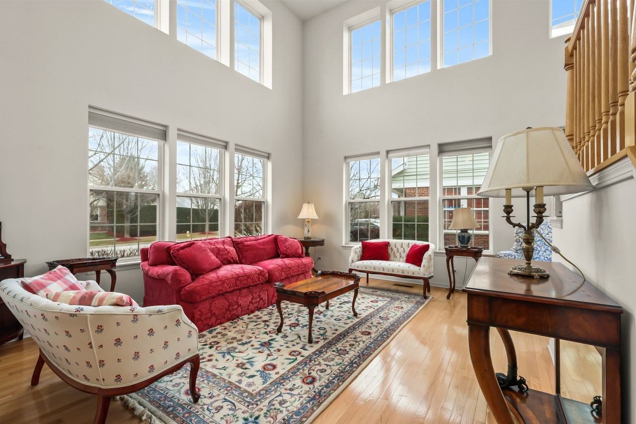 2311 Hazeltime Dr - Photo 3 of 35