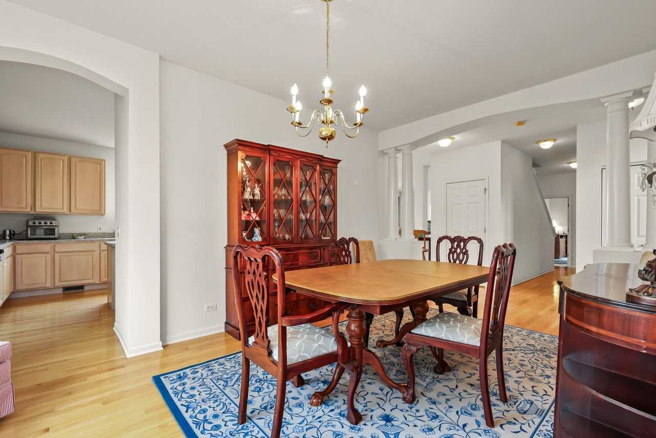 2311 Hazeltime Dr - Photo 7 of 35