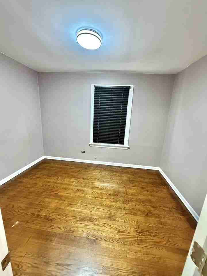 4727 S Harding Ave Unit 2 - Photo 6 of 14